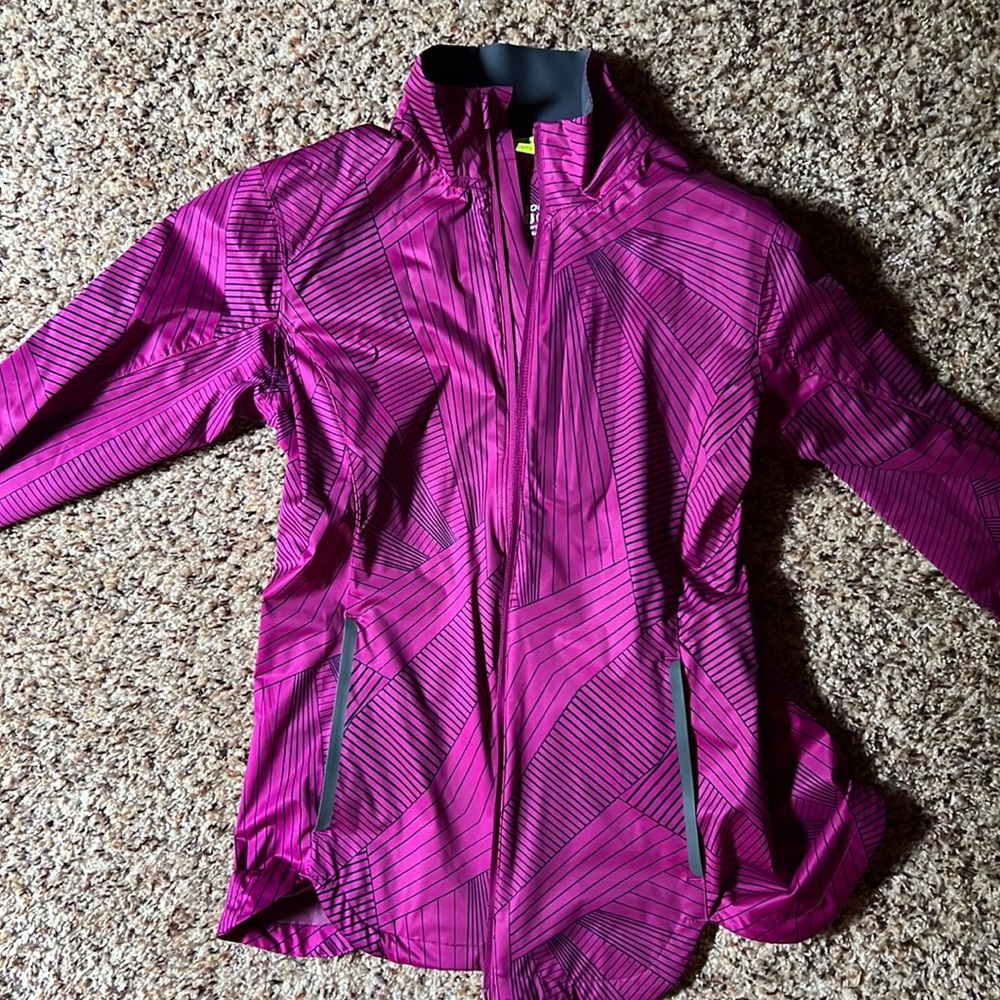 Brooks running jacket